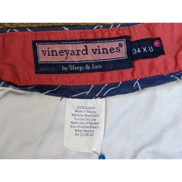 VINEYARD VINES All over print SHARKS Sun Washed Pants Chino Straight leg 34 X 32